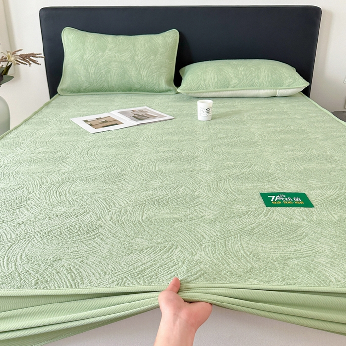 91家纺网 家纺一手货源 找家纺 鑫钰 2025新款A类进口PE高冷感凉席高端聚乙烯凉豆豆高克重480克冰丝凉席床笠三件套 云锦-水绿