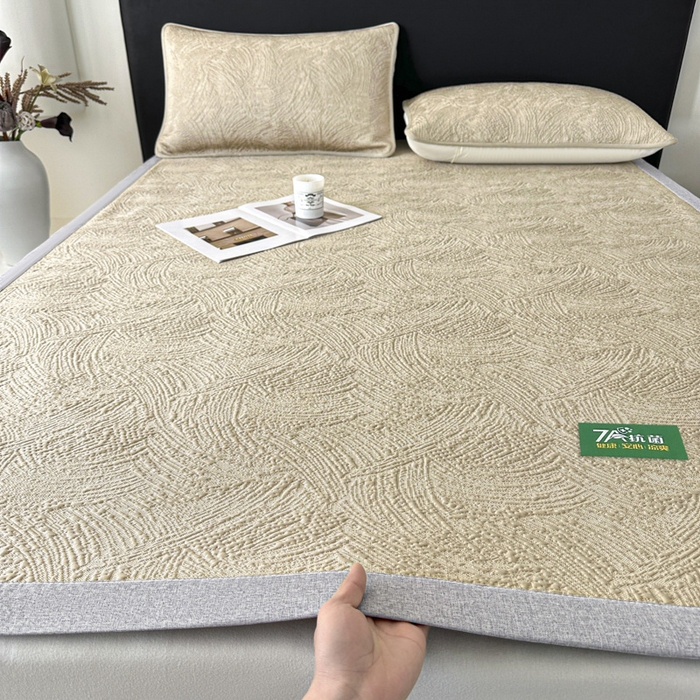 91家纺网 家纺一手货源 找家纺 （总）鑫钰 2025新款A类进口PE高冷感凉席高端聚乙烯凉豆豆高克重480克冰丝凉席床席三件套