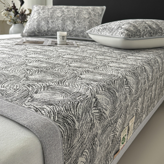 91家纺网 家纺一手货源 找家纺 鑫钰 2025新款A类进口PE高冷感凉席高端聚乙烯凉豆豆高克重480克冰丝凉席床席三件套 冰肌-墨灰