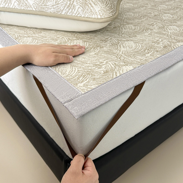 91家纺网 家纺一手货源 找家纺 鑫钰 2025新款A类进口PE高冷感凉席高端聚乙烯凉豆豆高克重480克冰丝凉席床席三件套 冰肌-奶咖