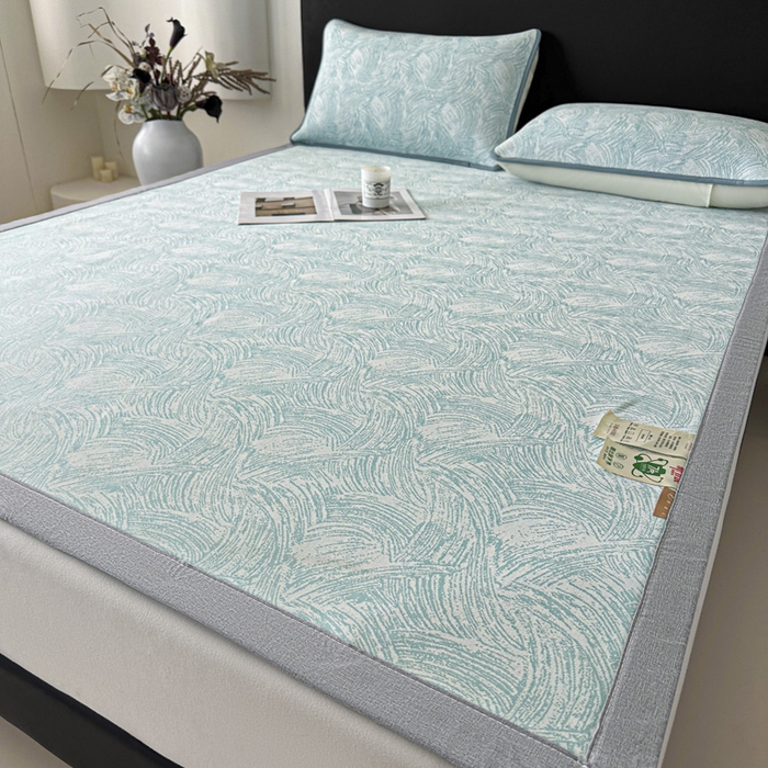 91家纺网 家纺一手货源 找家纺 鑫钰 2025新款A类进口PE高冷感凉席高端聚乙烯凉豆豆高克重480克冰丝凉席床席三件套 冰肌-水绿