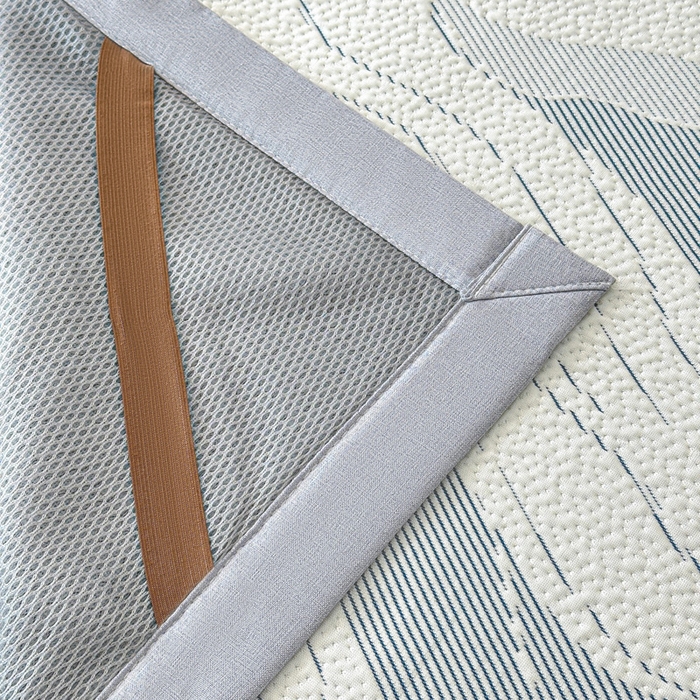 91家纺网 家纺一手货源 找家纺 鑫钰 2025新款A类进口PE高冷感凉席高端聚乙烯凉豆豆高克重480克冰丝凉席床席三件套 沁夏-冰川蓝