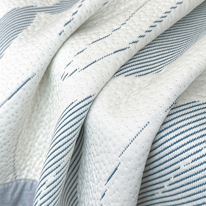 91家纺网 家纺一手货源 找家纺 鑫钰 2025新款A类进口PE高冷感凉席高端聚乙烯凉豆豆高克重480克冰丝凉席床席三件套 沁夏-冰川蓝