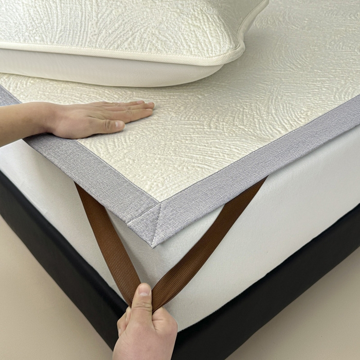 91家纺网 家纺一手货源 找家纺 鑫钰 2025新款A类进口PE高冷感凉席高端聚乙烯凉豆豆高克重480克冰丝凉席床席三件套 云锦-奶白