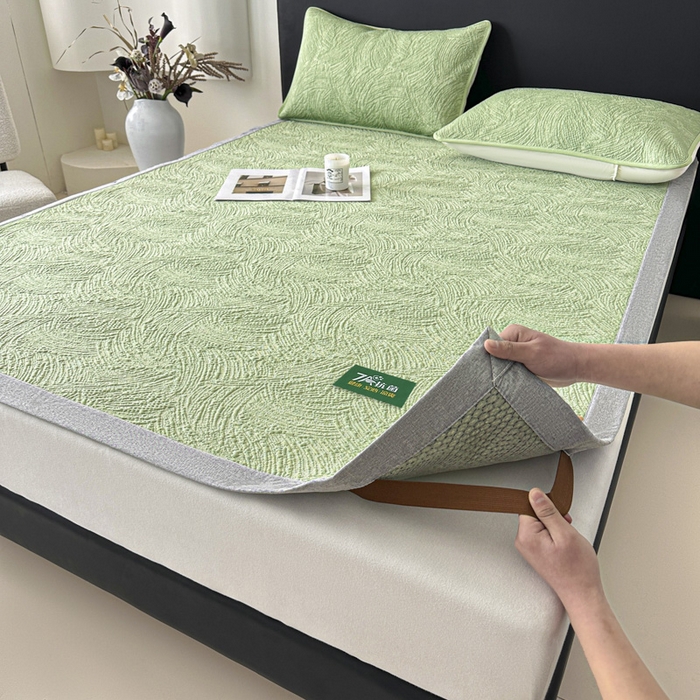 91家纺网 家纺一手货源 找家纺 鑫钰 2025新款A类进口PE高冷感凉席高端聚乙烯凉豆豆高克重480克冰丝凉席床席三件套 云锦-水绿