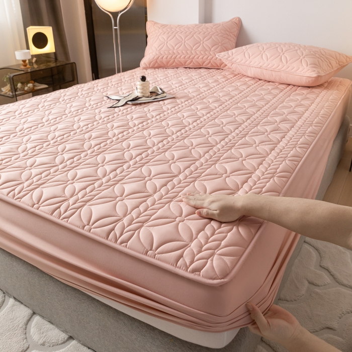 91家纺网 家纺一手货源 找家纺 鑫钰 2025新款防水夹棉防水床笠-花穗 花穗-豆沙粉