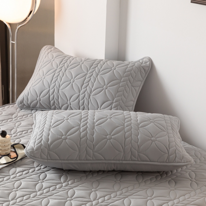 91家纺网 家纺一手货源 找家纺 鑫钰 2025新款防水夹棉防水床笠-花穗 花穗-低调灰