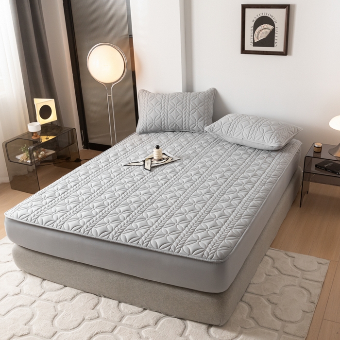 91家纺网 家纺一手货源 找家纺 鑫钰 2025新款防水夹棉防水床笠-花穗 花穗-低调灰