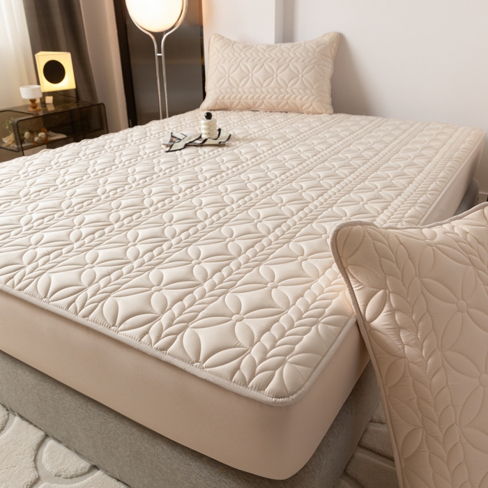 91家纺网 家纺一手货源 找家纺 鑫钰 2025新款防水夹棉防水床笠-花穗 花穗-香槟驼