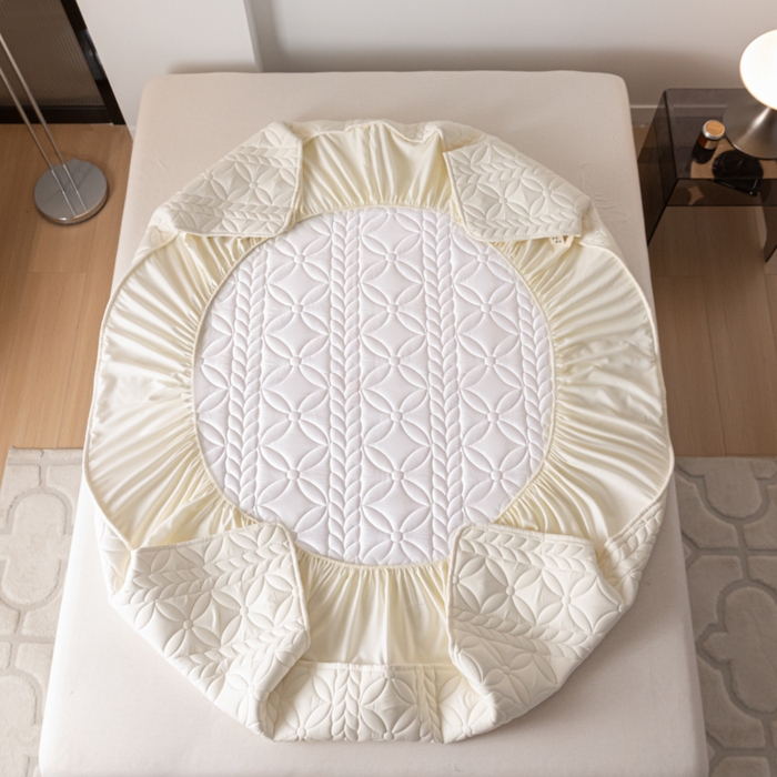 91家纺网 家纺一手货源 找家纺 鑫钰 2025新款防水夹棉防水床笠-花穗 花穗-月光白