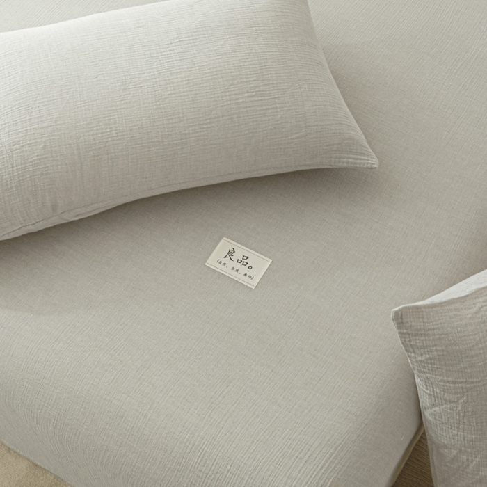 91家纺网 家纺一手货源 找家纺 鑫钰 2025新款纯色系列全棉双层皱皱纱床单-床笠 气质灰-床单