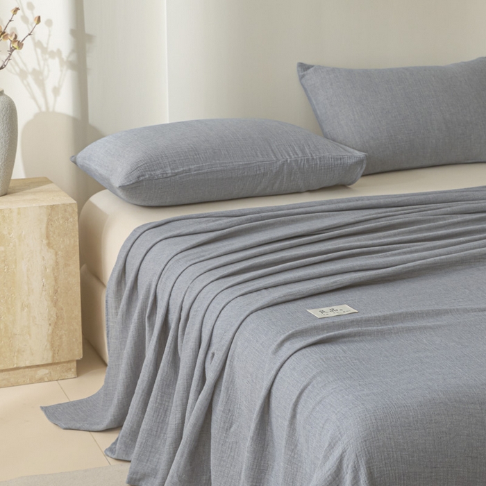 91家纺网 家纺一手货源 找家纺 鑫钰 2025新款纯色系列全棉双层皱皱纱床单-床笠 天空蓝-床单