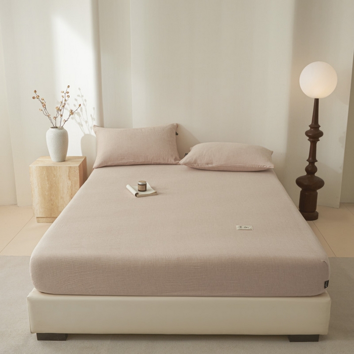 91家纺网 家纺一手货源 找家纺 鑫钰 2025新款纯色系列全棉双层皱皱纱床单-床笠 简约驼-床笠