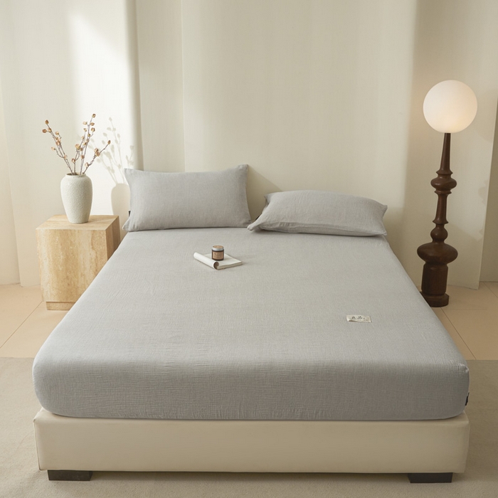 91家纺网 家纺一手货源 找家纺 鑫钰 2025新款纯色系列全棉双层皱皱纱床单-床笠 气质灰-床笠