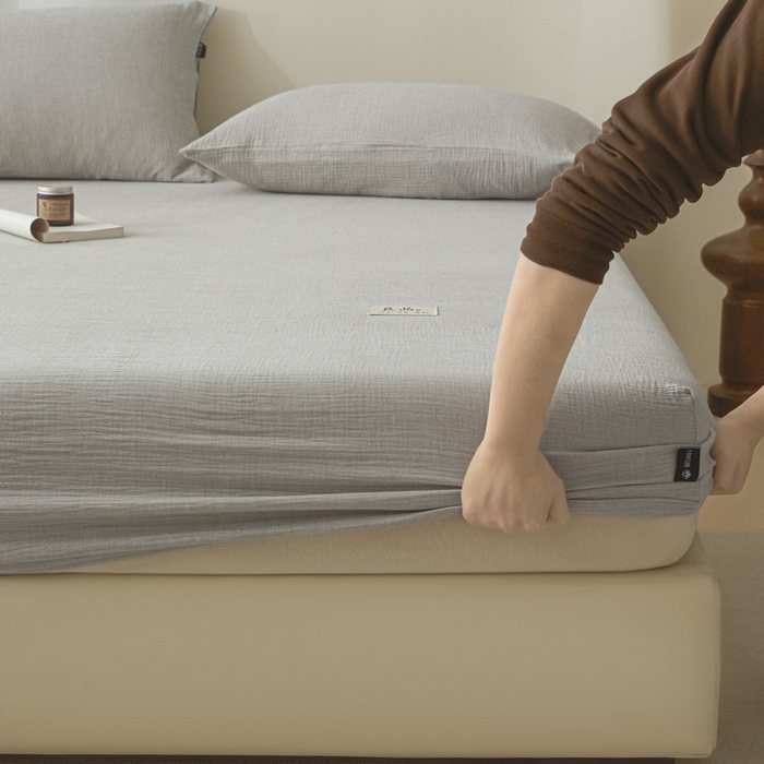 91家纺网 家纺一手货源 找家纺 鑫钰 2025新款纯色系列全棉双层皱皱纱床单-床笠 气质灰-床笠