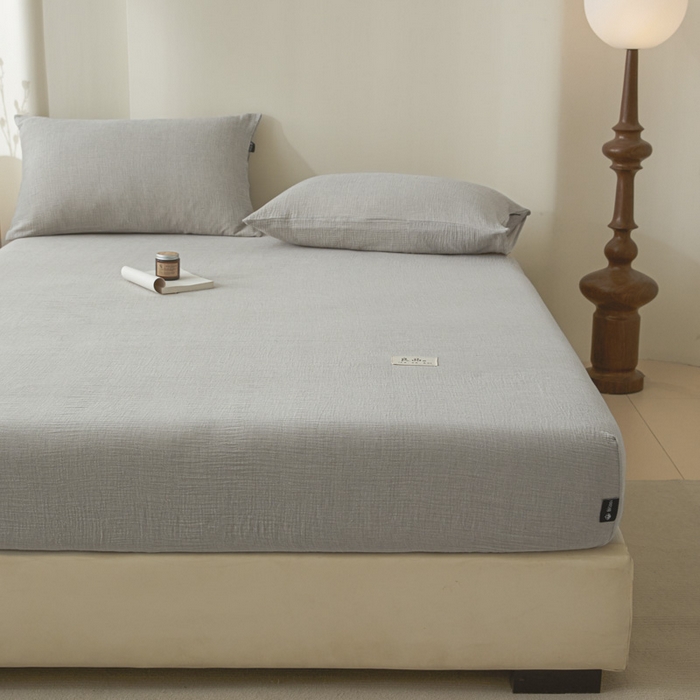 91家纺网 家纺一手货源 找家纺 鑫钰 2025新款纯色系列全棉双层皱皱纱床单-床笠 气质灰-床笠