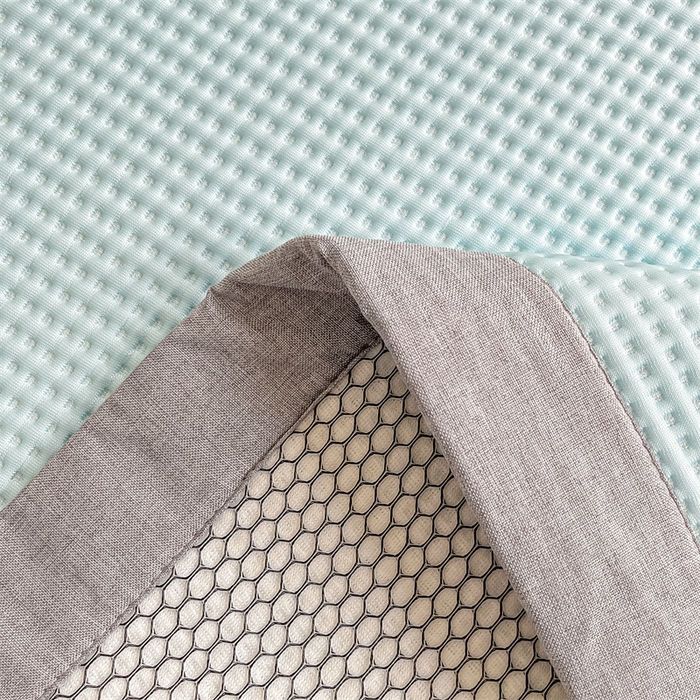 91家纺网 家纺一手货源 找家纺 鑫钰 2025新款超速凉感冰丝绣花凉席-床席款 冰柠檬-华夫格蓝（床席款）