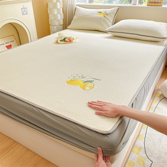 鑫钰 2025新款超速凉感冰丝绣花凉席-床笠款 冰柠檬-华夫格米（床笠款）