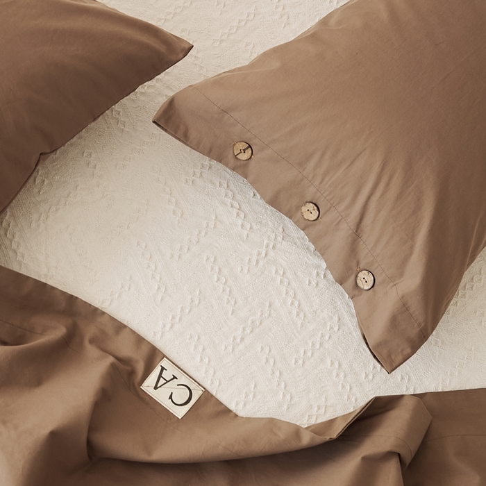 91家纺网 家纺一手货源 找家纺 EH家居 2025新款旧拾光系列全棉水洗棉单品枕套 旧拾光-巧克力棕