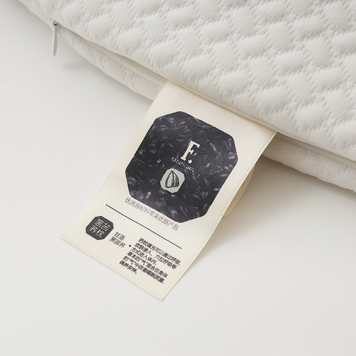 91家纺网 家纺一手货源 找家纺 境月枕芯坊 2025新款可拆洗卡通黑苦荞麦枕头枕芯 红色-大号 40*60*6cm/只