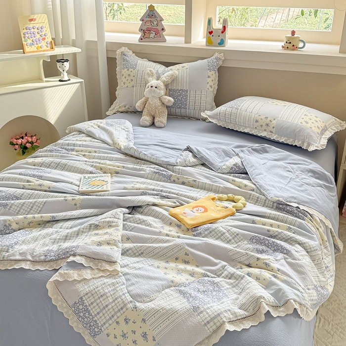 91家纺网 家纺一手货源 找家纺 芯贝儿 2025新款全m花边木m邹邹双层纱水洗m夏被四件套 百福蓝