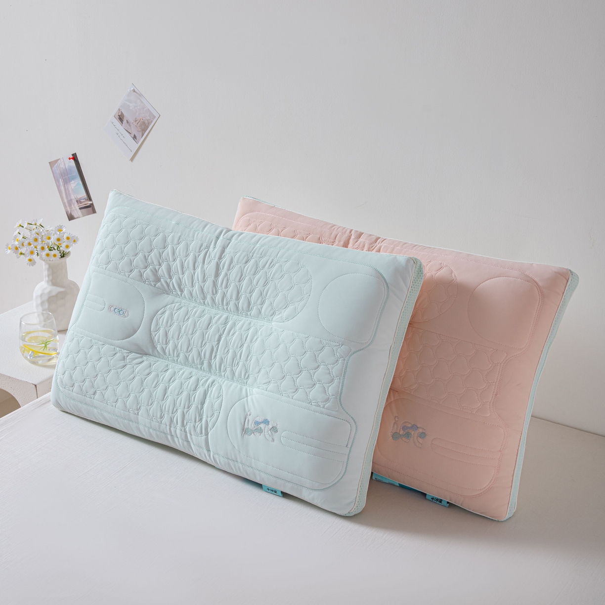 91家纺网 家纺一手货源 找家纺 芯链 2025新款企鹅小海风1号枕 枕头枕芯 企鹅小海风1号枕-蓝色 48x74cm/只