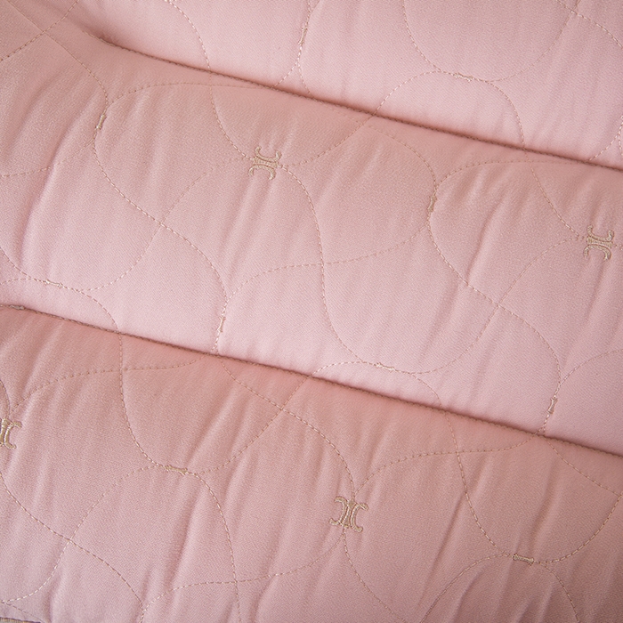 91家纺网 家纺一手货源 找家纺 （总）贤内助家纺 2025新款香风轻奢蛋白枕保健颈椎枕头枕芯