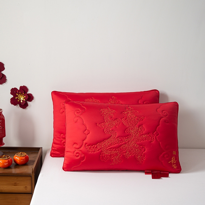 91家纺网 家纺一手货源 找家纺 （总）贤内助家纺 2025新款龙凤至禧婚庆枕保健颈椎枕头枕芯