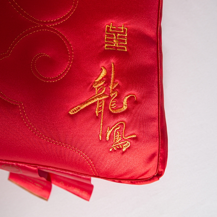 91家纺网 家纺一手货源 找家纺 （总）贤内助家纺 2025新款龙凤至禧婚庆枕保健颈椎枕头枕芯