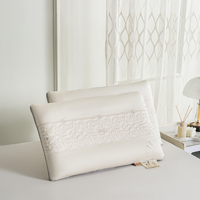 91家纺网 家纺一手货源 找家纺 （总）贤内助家纺 2025新款金钰鎏光枕偏低枕保健枕颈椎枕头枕芯