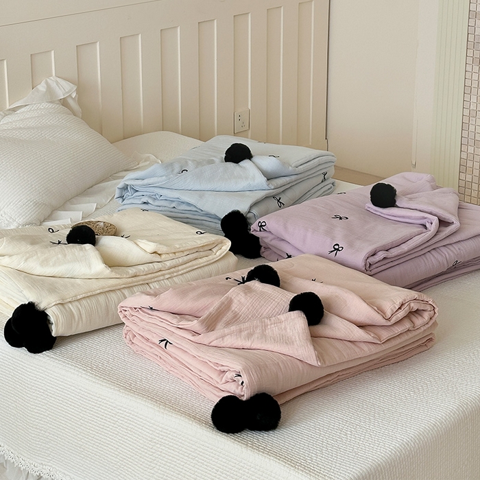 91家纺网 家纺一手货源 找家纺 圆岛家纺 2025新款全棉皱皱纱蝴蝶结刺绣夏被被子被芯 组合