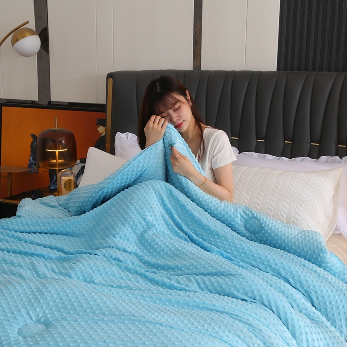 91家纺网 家纺一手货源 找家纺 妙赞2025新款5D双面绒豆豆被被子被芯 天蓝色