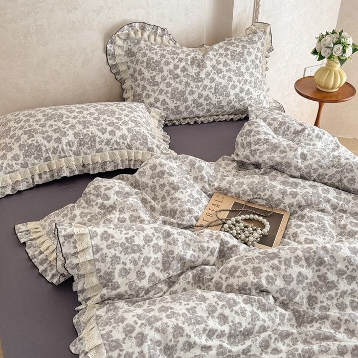 91家纺网 家纺一手货源 找家纺 （总）简宜家居（朝初家纺） 2025新款40s全棉纯棉双层纱撞色蕾丝花边四件套