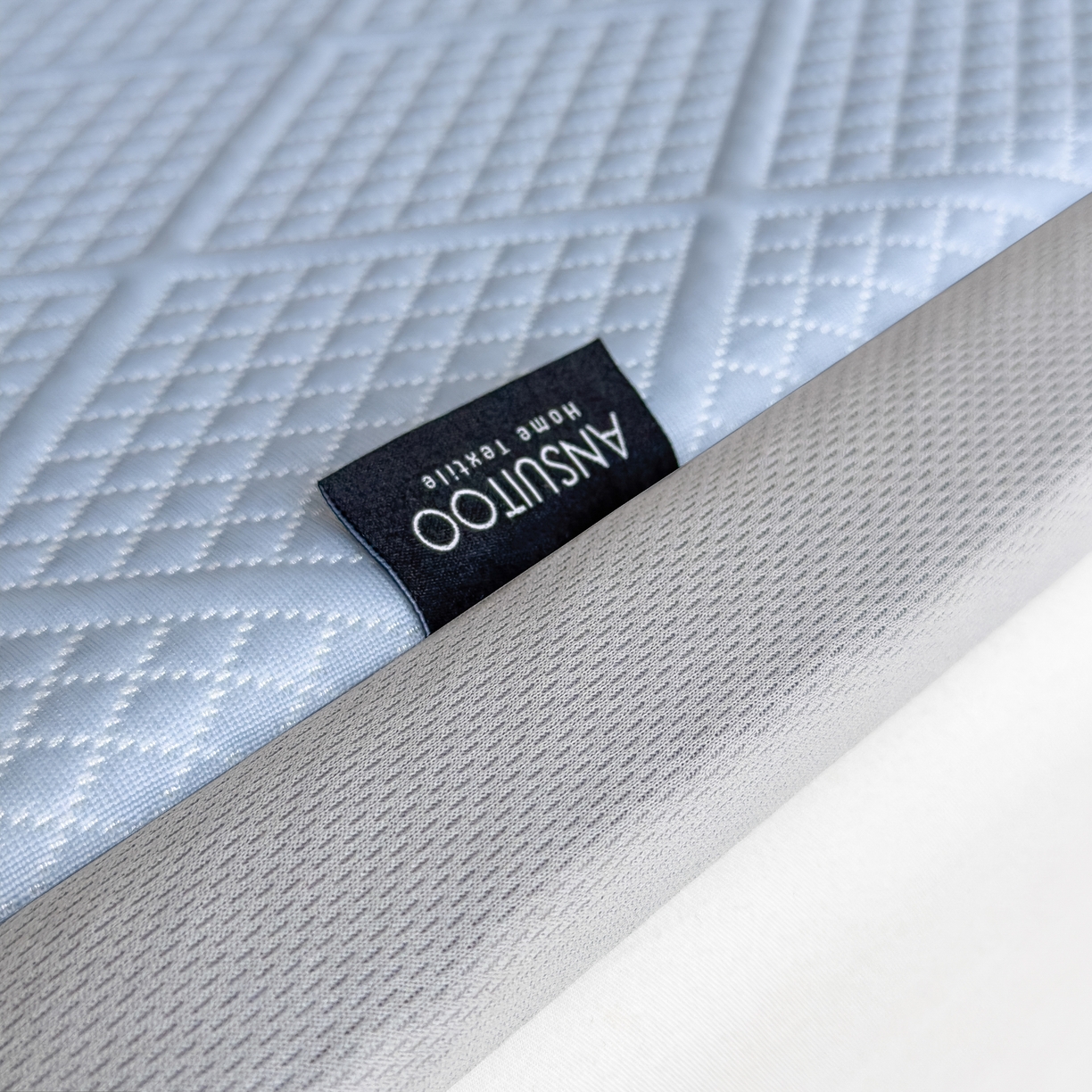 91家纺网 家纺一手货源 找家纺 席世家 2025新款凉感豆豆多功能垫 波洛格-蓝