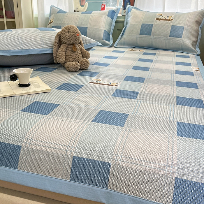 91家纺网 家纺一手货源 找家纺 布卢姆床垫2025新款A类数码印花冰藤席夏凉席--床席款 滑板腊肠狗