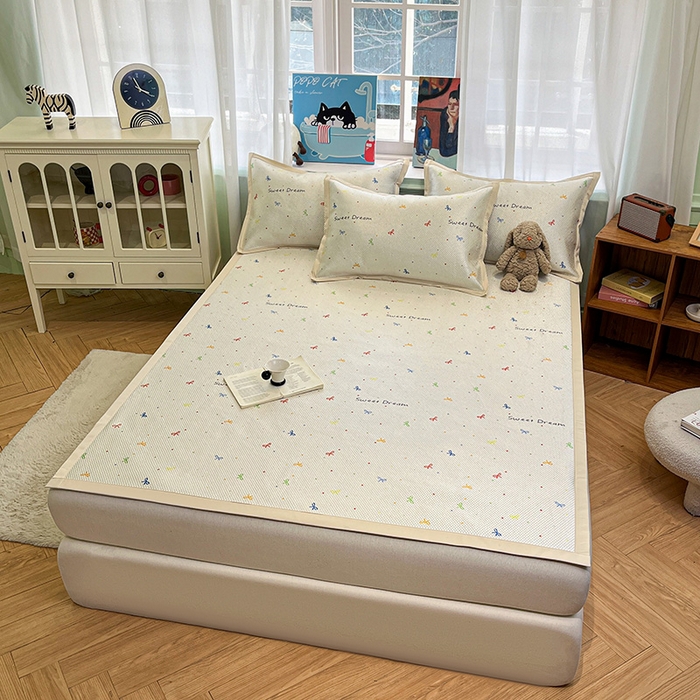 91家纺网 家纺一手货源 找家纺 布卢姆床垫2025新款A类数码印花冰藤席夏凉席--床席款 波点蝴蝶结