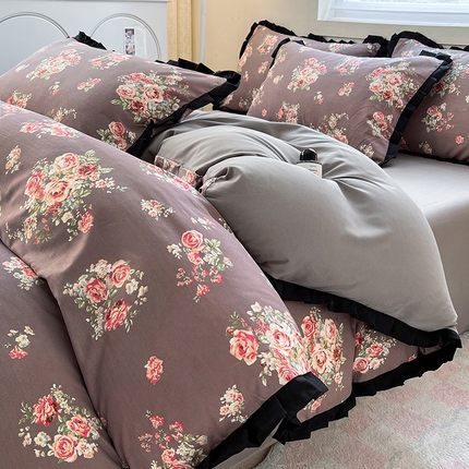 91家纺网 家纺一手货源 找家纺 （总）曼璐家纺 2025新款有氧水洗棉赫本风法式黑色花边单被套