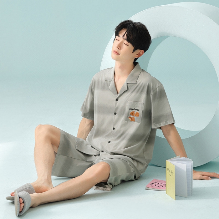 91家纺网 家纺一手货源 找家纺 （总）妍景家居生活馆2025新款男士翻领晕染小松鼠