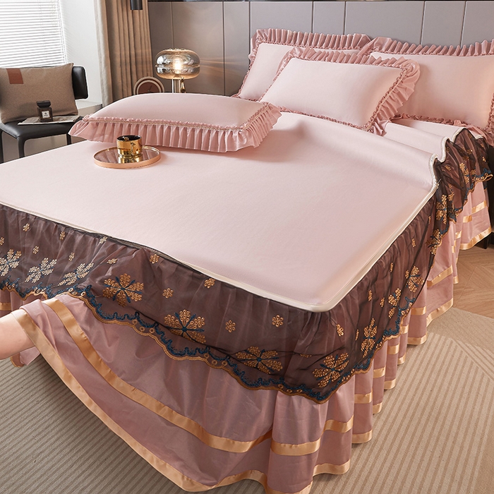 91家纺网 家纺一手货源 找家纺 情恒家纺 2025新款纯色可拆卸PE海洋丝床裙席三件套 密语粉