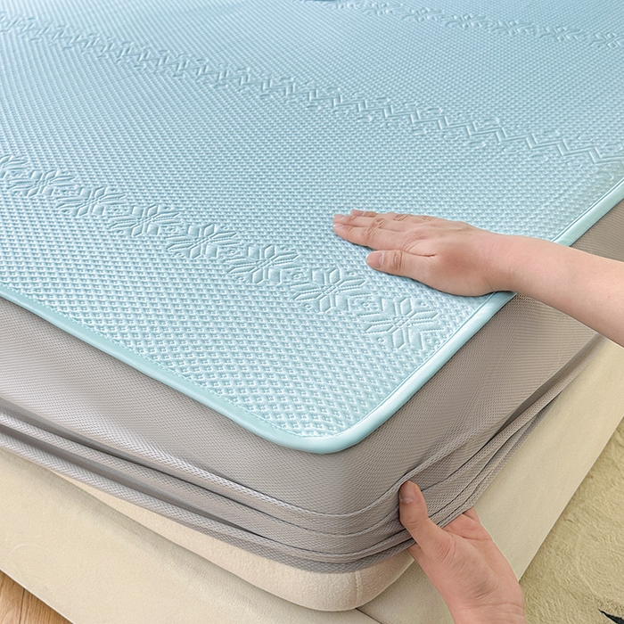 91家纺网 家纺一手货源 找家纺 布卢姆床垫2025新款A类PE乙纶冰豆豆床笠款凉席 雪花