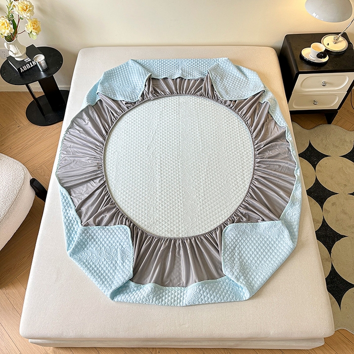 91家纺网 家纺一手货源 找家纺 布卢姆床垫2025新款A类PE乙纶冰豆豆床笠款凉席 夏日藤萝 蓝