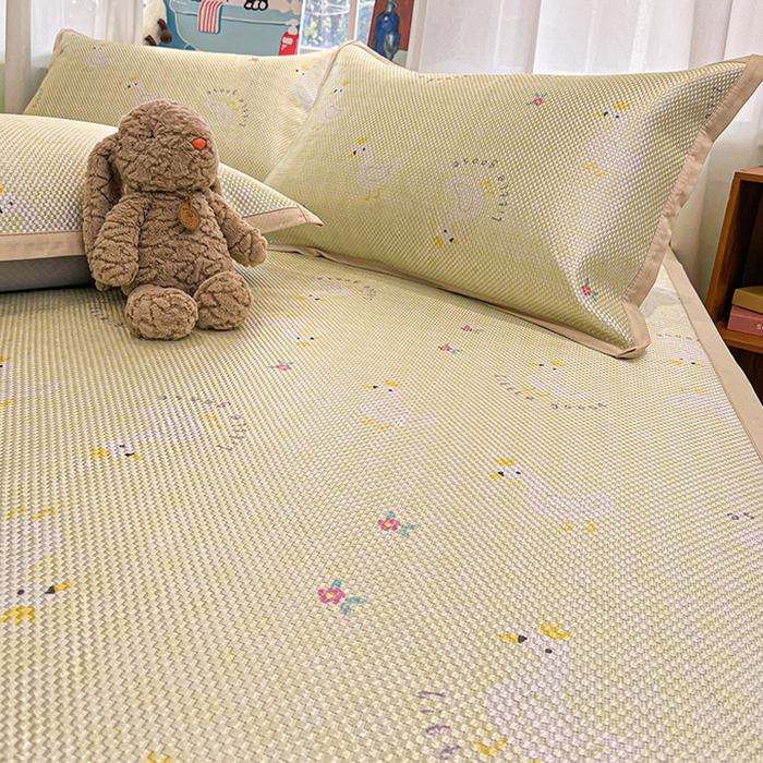 91家纺网 家纺一手货源 找家纺 布卢姆床垫2025新款A类数码印花冰藤席夏凉席--床席款 皇冠鸭