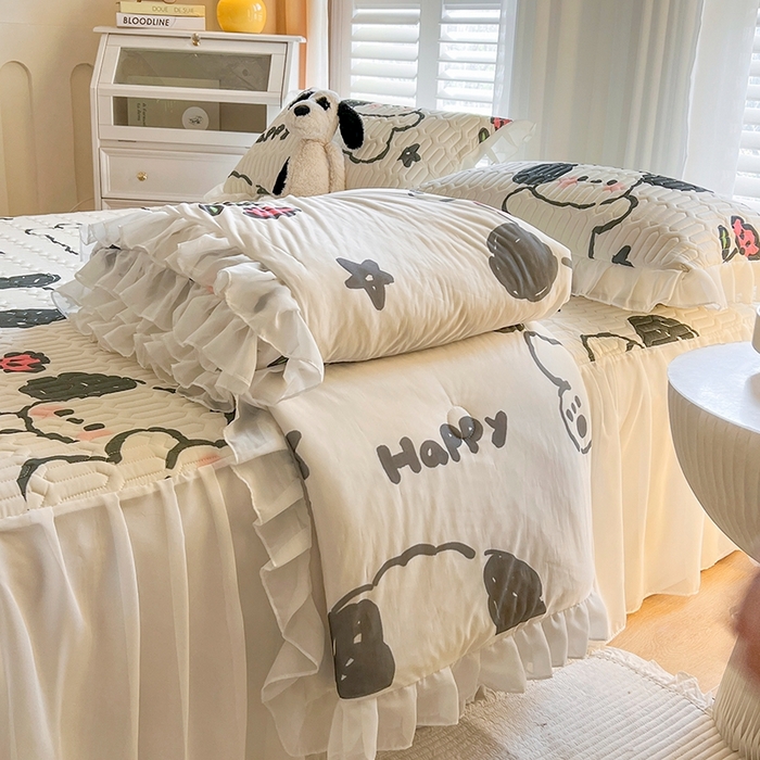 91家纺网 家纺一手货源 找家纺 慕澄2025新款小版印花床裙款乳胶凉席凉感丝夏被四件套 快乐小狗