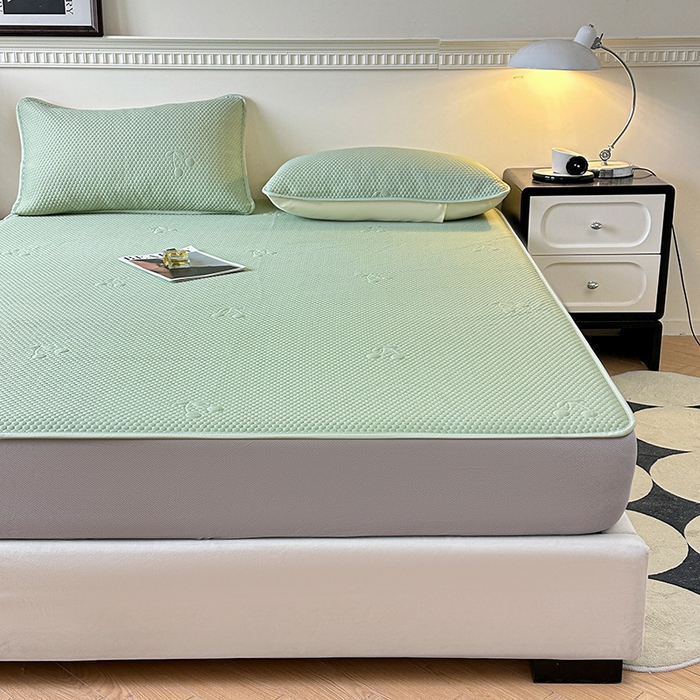 91家纺网 家纺一手货源 找家纺 布卢姆床垫2025新款A类PE乙纶冰豆豆床笠款凉席 樱桃绿