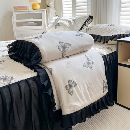 慕澄2025新款小版印花床裙款乳胶凉席凉感丝夏被四件套 黑蝴蝶