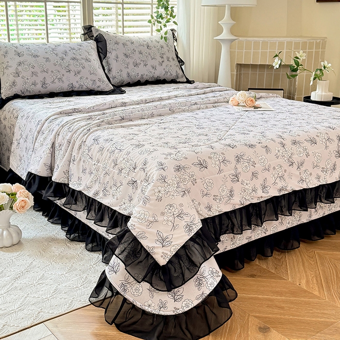 91家纺网 家纺一手货源 找家纺 大麦家纺 2025新款碳光冰丝软凉席夏被四件套-床盖款