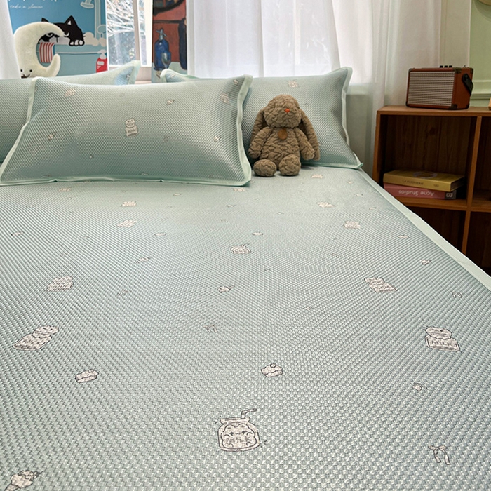 91家纺网 家纺一手货源 找家纺 布卢姆床垫2025新款A类数码印花冰藤席夏凉席--床席款 牛奶猫咪