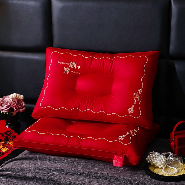 91家纺网 家纺一手货源 找家纺 （总）糖果枕芯 2025新款婚庆护颈大红结婚喜庆枕头喜嫁护颈枕枕头枕芯