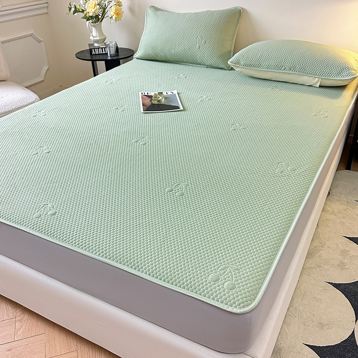 91家纺网 家纺一手货源 找家纺 布卢姆床垫2025新款A类PE乙纶冰豆豆床笠款凉席 樱桃绿