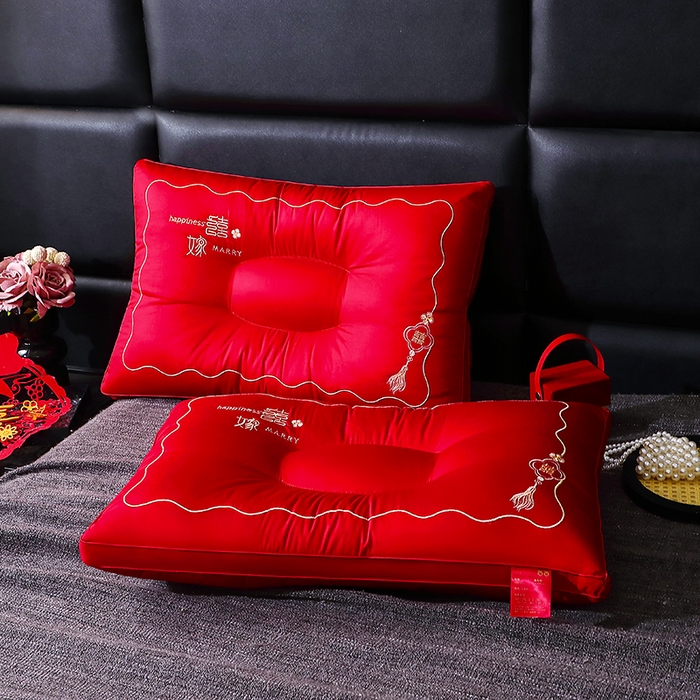 91家纺网 家纺一手货源 找家纺 （总）糖果枕芯 2025新款婚庆护颈大红结婚喜庆枕头喜嫁护颈枕枕头枕芯
